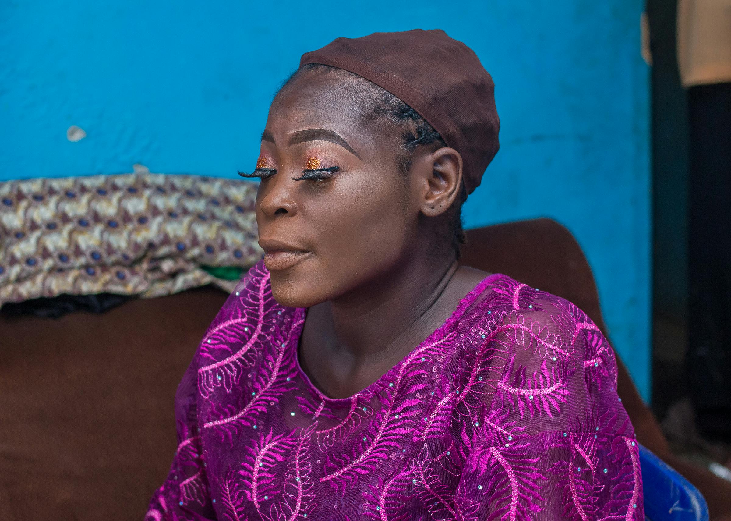 艺人经纪内容合作：形象拍摄与内容输出